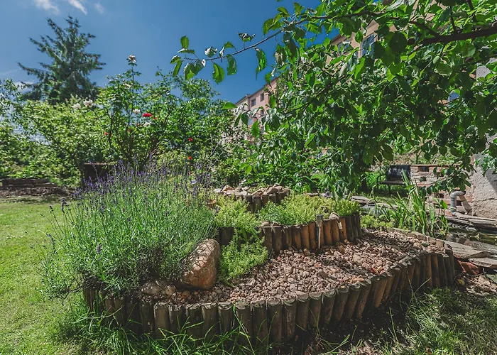 Rodinny Apartman Se Zahradou A Virivkou